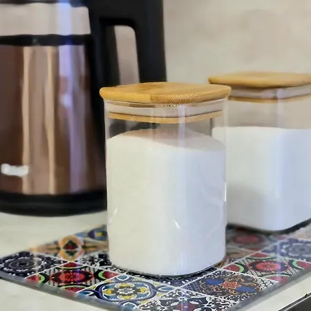 Zaimeen In Bllok Area アパート ティラナ